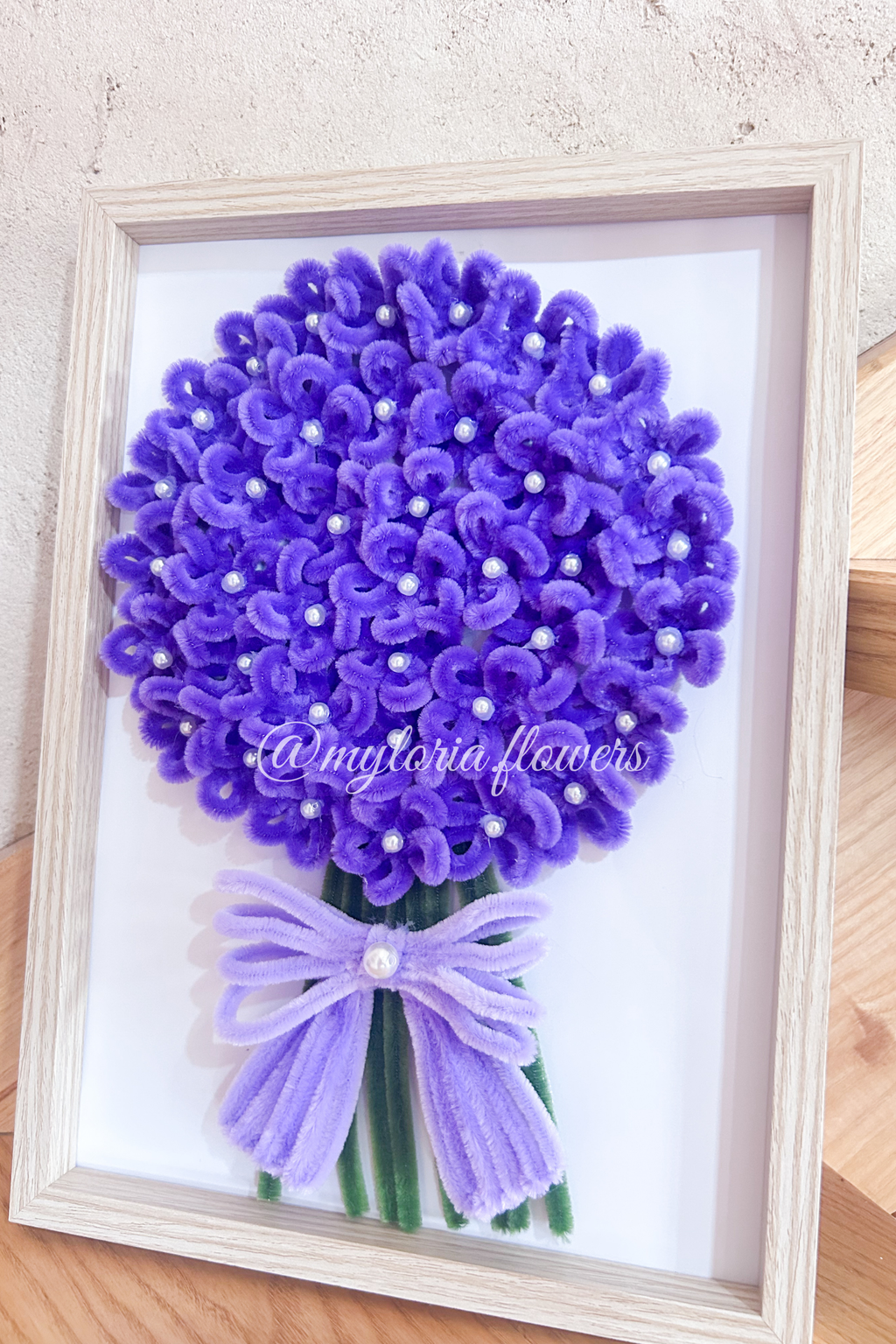 Cadre décoratif floral violet