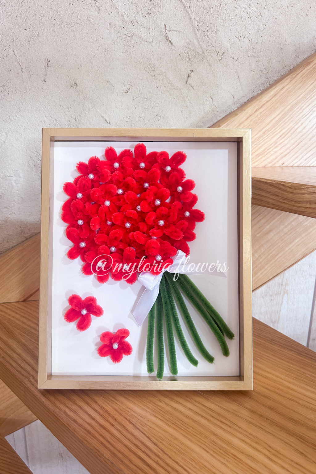 Cadre décoratif floral rouge