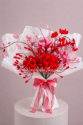 Bouquet éternel de 4 Lycoris et de Ceriser fleur rose et rouge