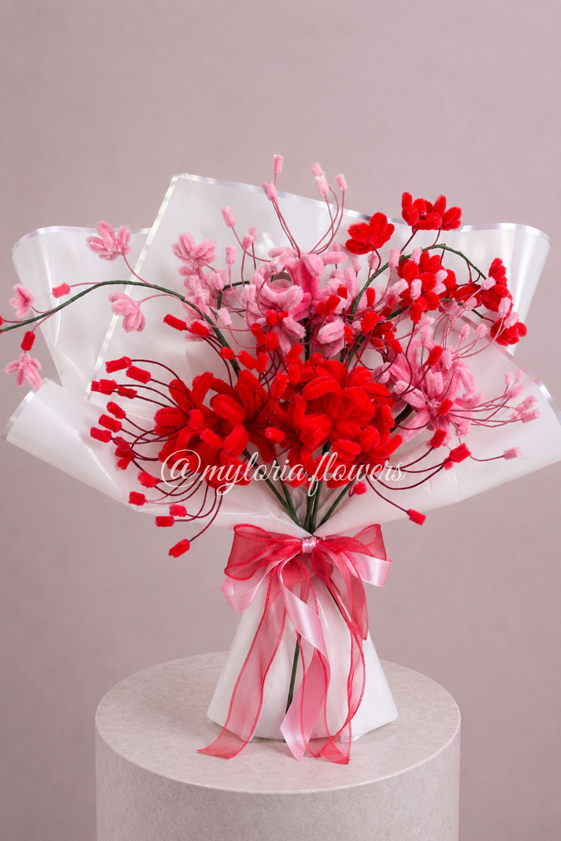 Bouquet éternel de 4 Lycoris et de Ceriser fleur rose et rouge