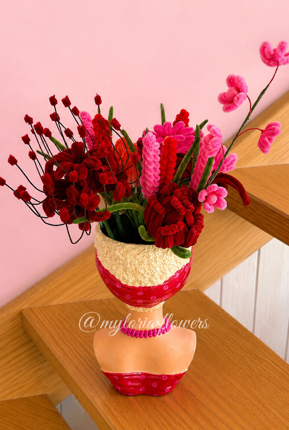 Pot de plusieurs fleurs buste fleuri « Pink Lady »