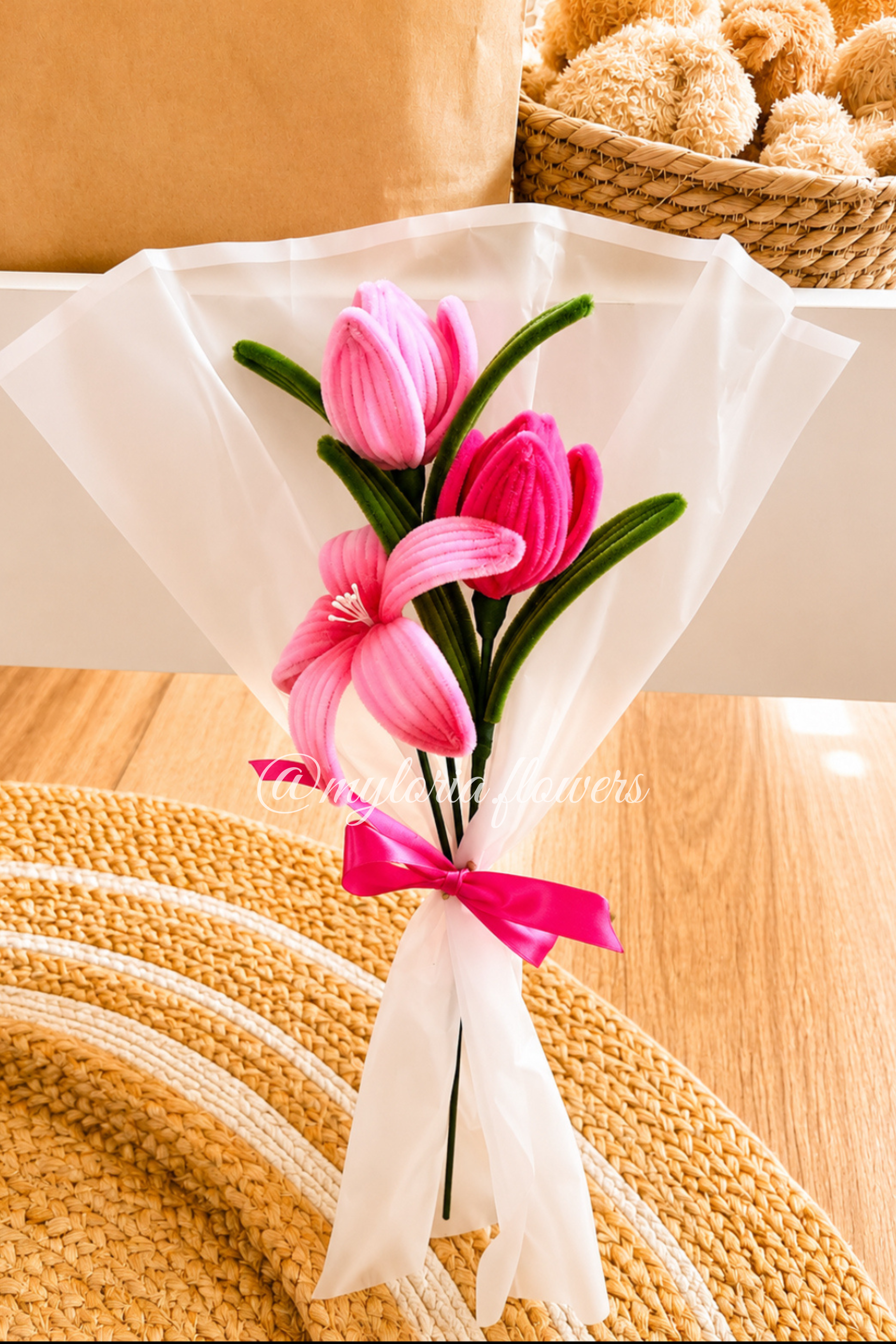 Bouquet de fleurs éternelles roses bonbons